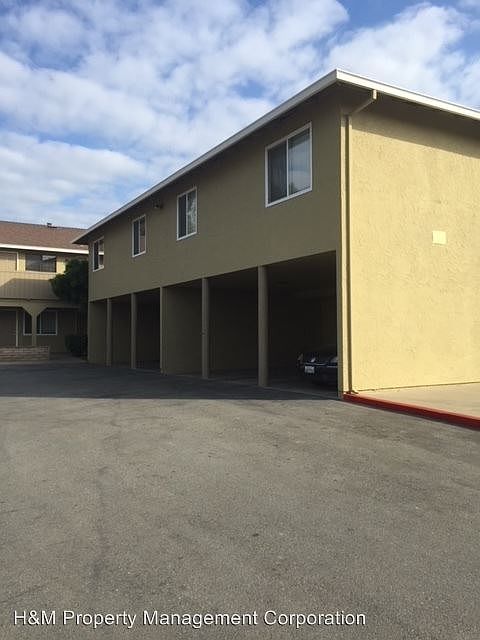 2nd image of 13 Perez Cir APT B