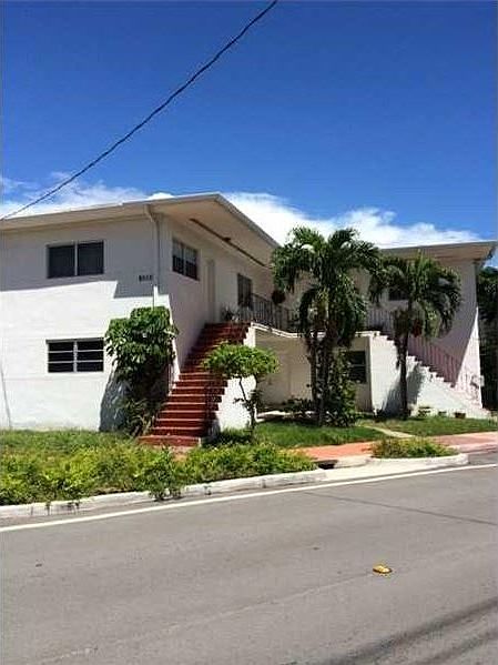 1st image of 8030 Crespi Blvd