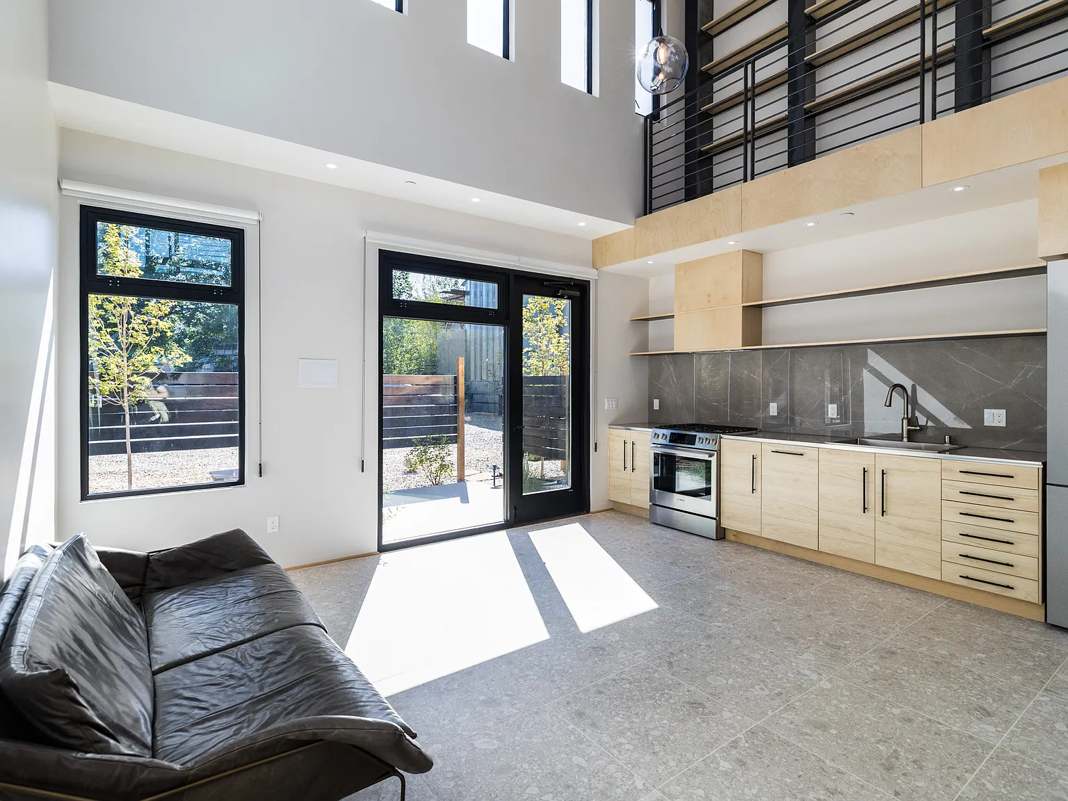 1 bed, 650 sqft, $2,600 — Photo 1