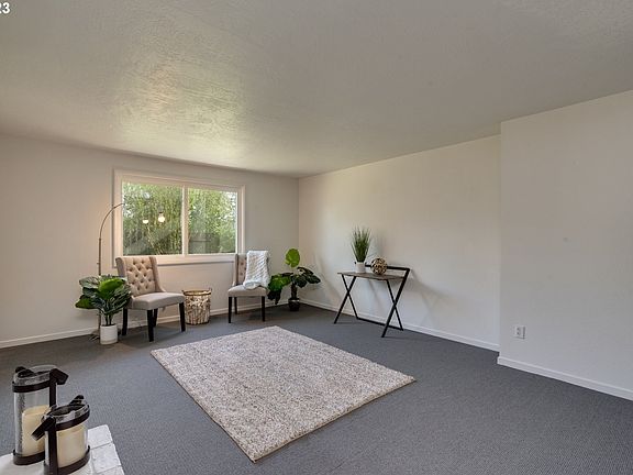 3rd image of 2266 48th Ave