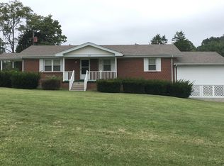 208 Donald Dr, Red Boiling Springs, TN 37150