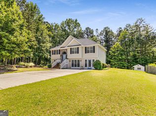3835 Annandale Ln, Suwanee, GA 30024
