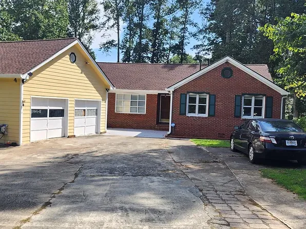 6108 Williams Rd, Norcross, GA 30093