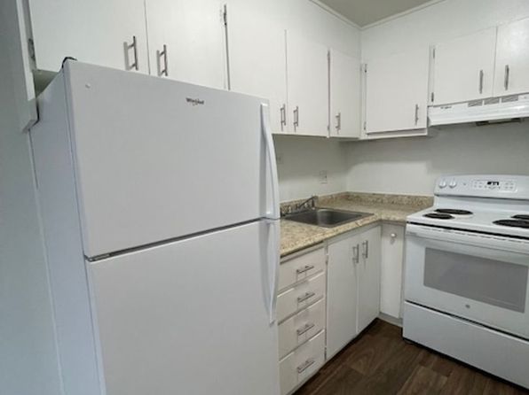 1219 SW 126th St APT 3