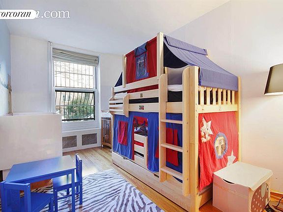 5th image of 712 Union St #1