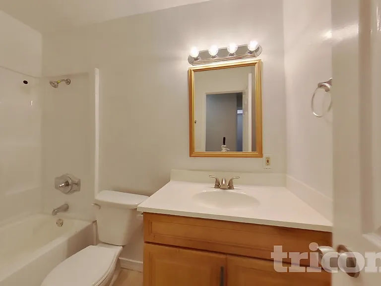 3234 W Larkspur Dr — Photo 13