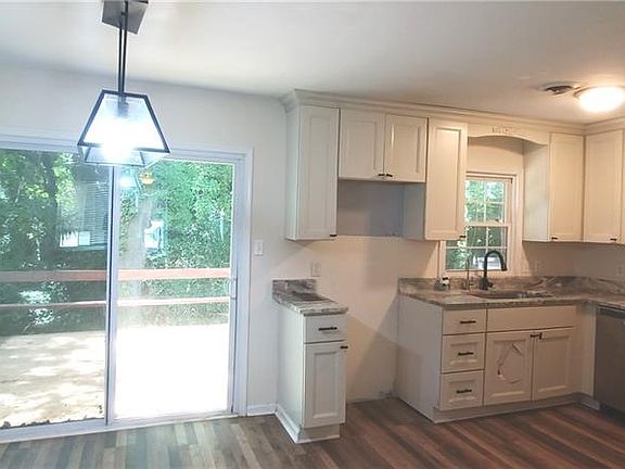 5th image of 103 Rockbridge Rd