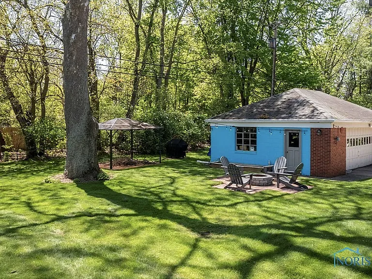 3935 Hillandale Rd — Photo 5