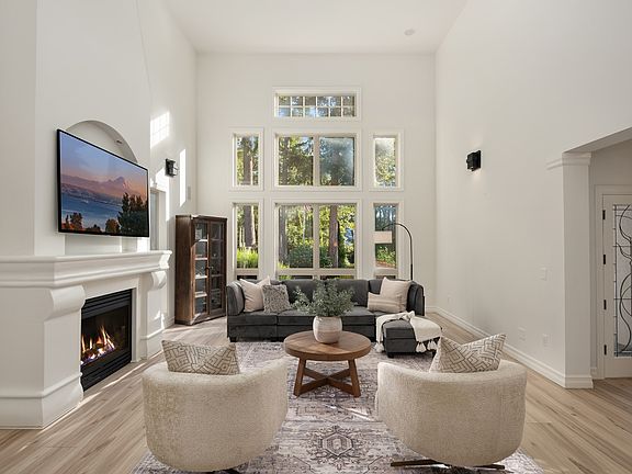 4th image of 5628 W Old Stump Drive NW