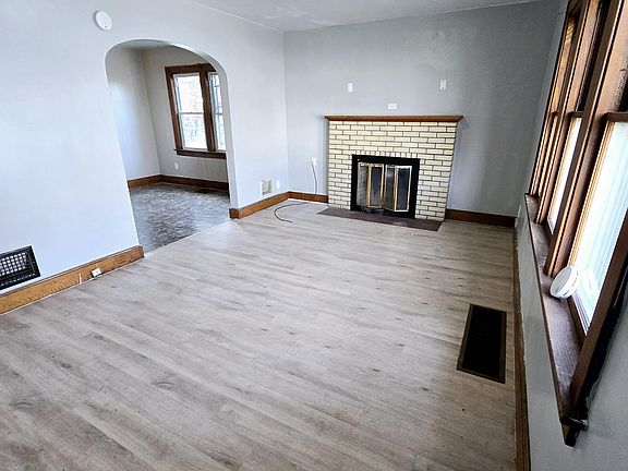 3rd image of 204 Prospect St #L1