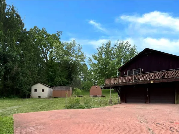414 Whiteman Hill Rd, New Martinsville, WV 26155