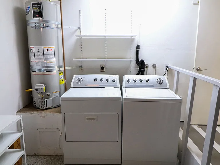1050 Pacifica Dr — Photo 40