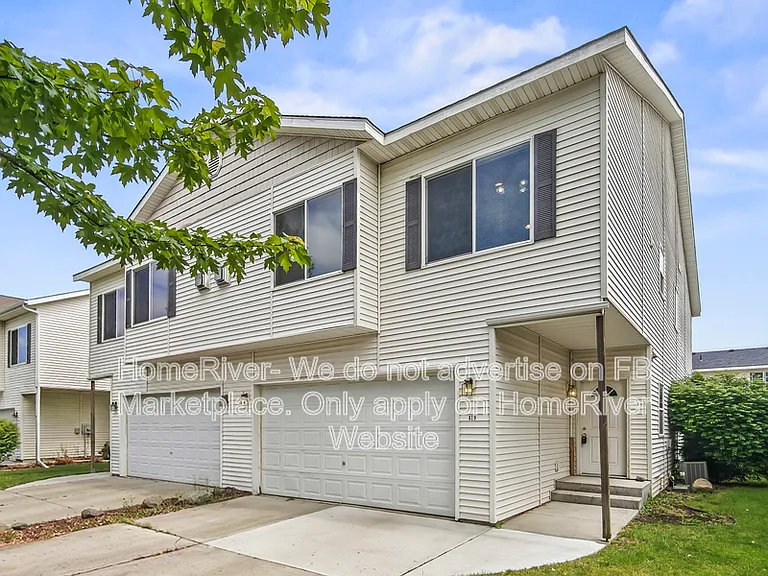 819 S Russell St — Photo 17