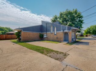 715 Peach St APT 2, Arlington, TX 76011