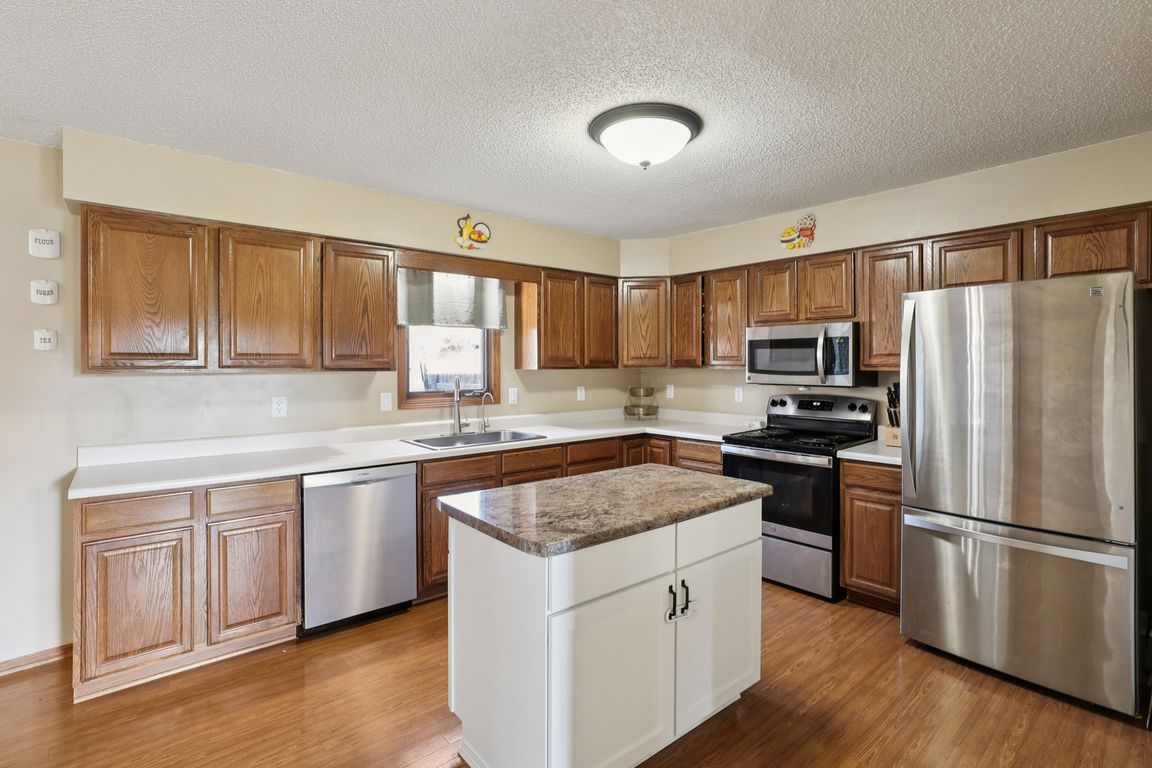 next background image