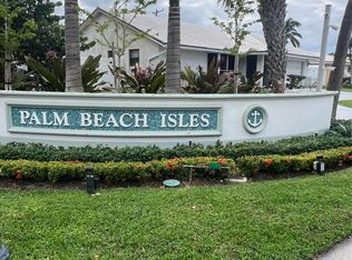 1291 Bimini Ln, Riviera Beach, FL 33404