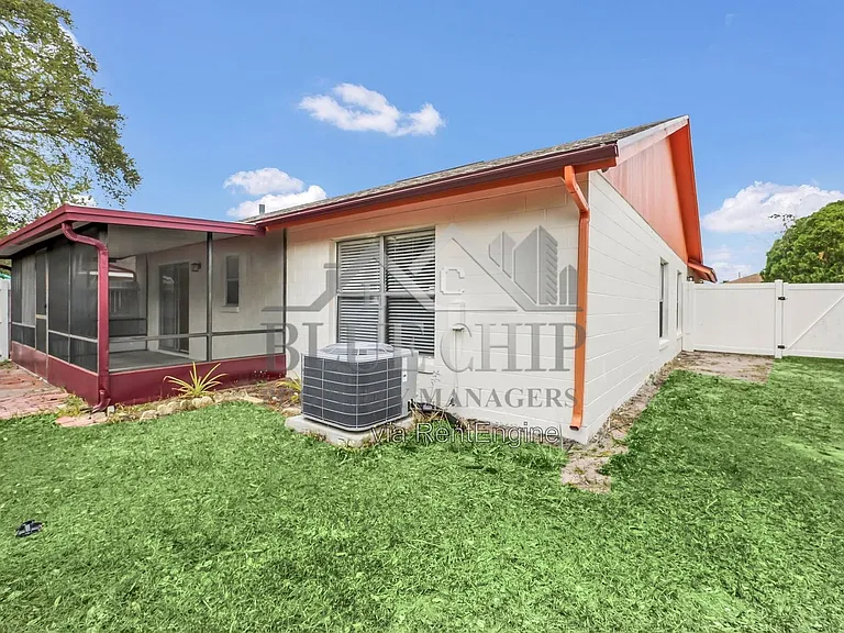 5322 Jade St — Photo 31
