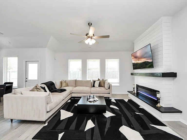 10603 Juniper Branch Dr — Photo 3