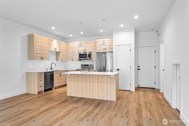 4th image of 4121 Deemer Road