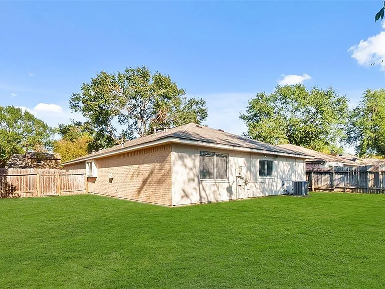 24123 Red Sky Dr — Photo 17