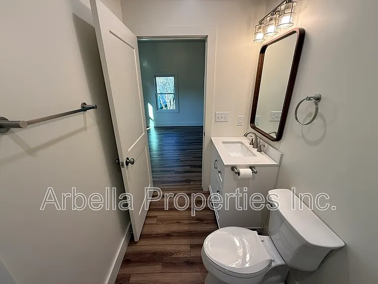 829 Hamilton St — Photo 20