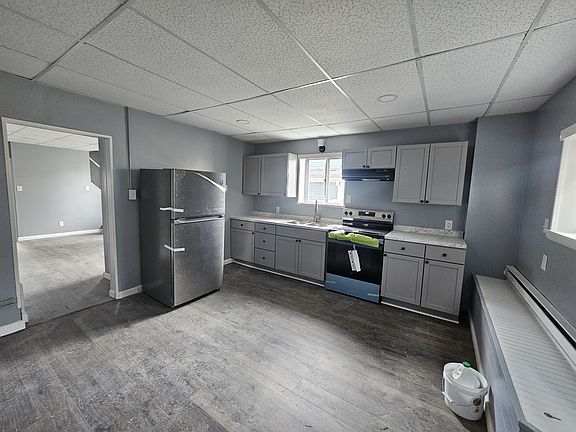 2nd image of 620 Ridge St #1