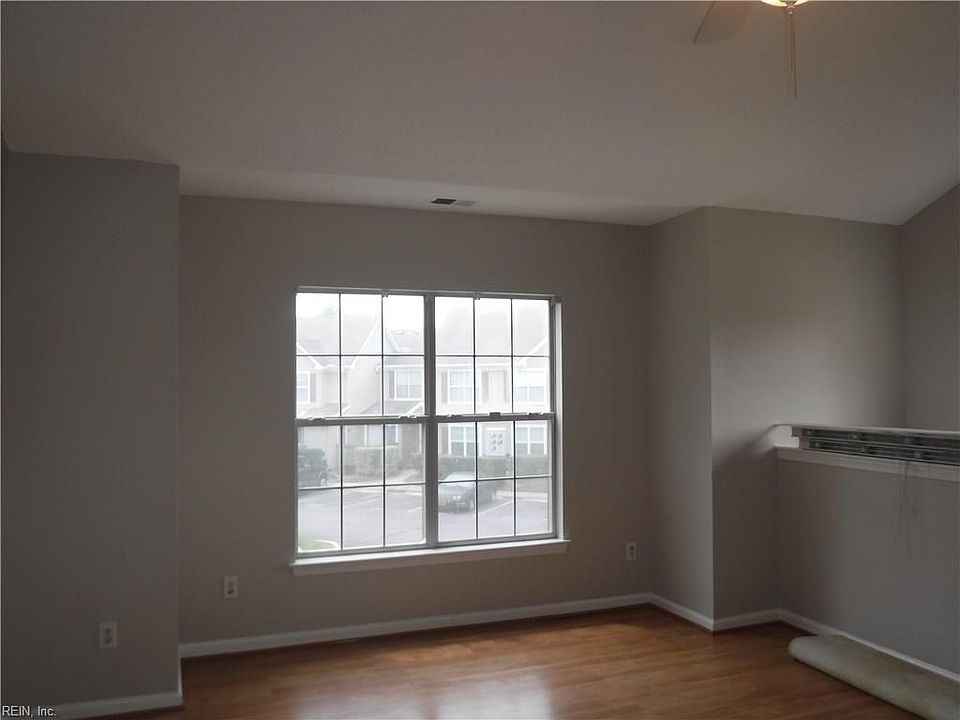 2nd image of 3837 Lasalle Dr APT 110