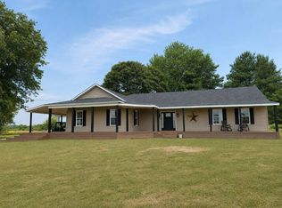491 NW 1225th St, Roodhouse, IL 62082