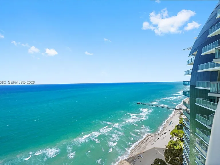 17121 Collins Ave #Penthouse 4406 — Photo 44