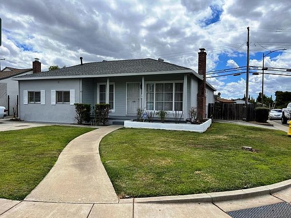 2nd image of 3404 Golf Dr