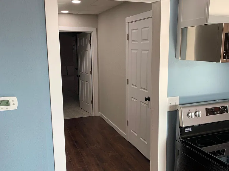 107 N Court St #B — Photo 6