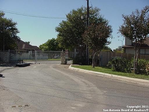 1st image of 10739 N Lake Path Dr
