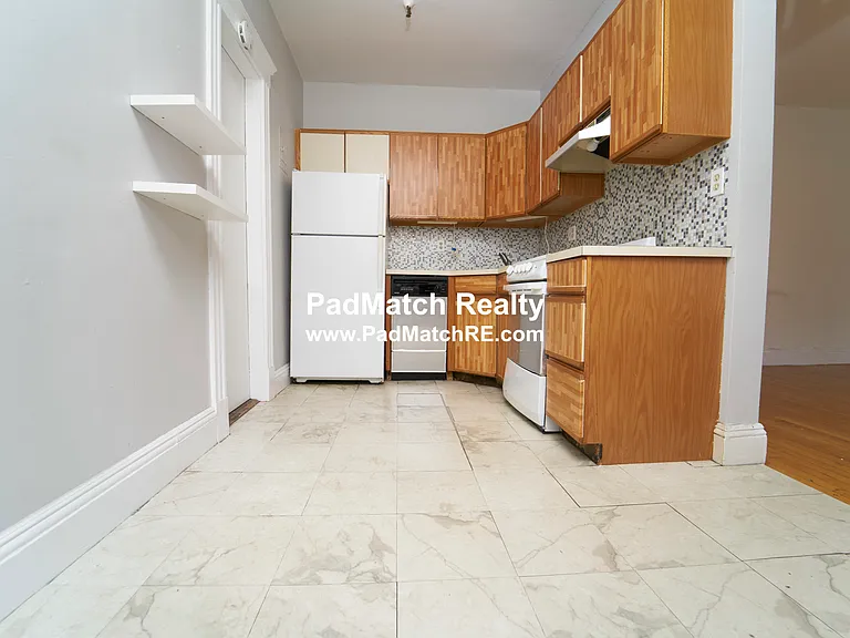 6 Sutherland Rd #34 — Photo 7