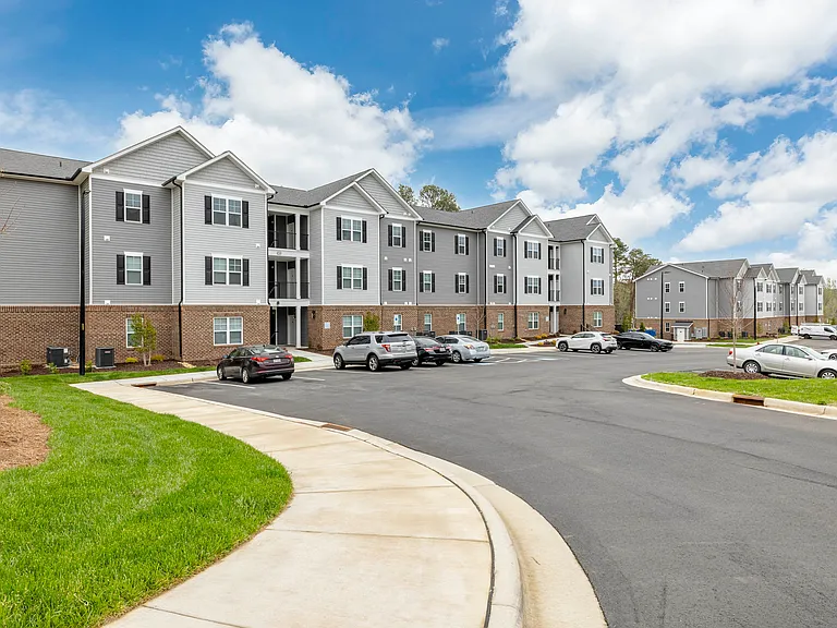 Meadows of Graham Apartments — Photo 26