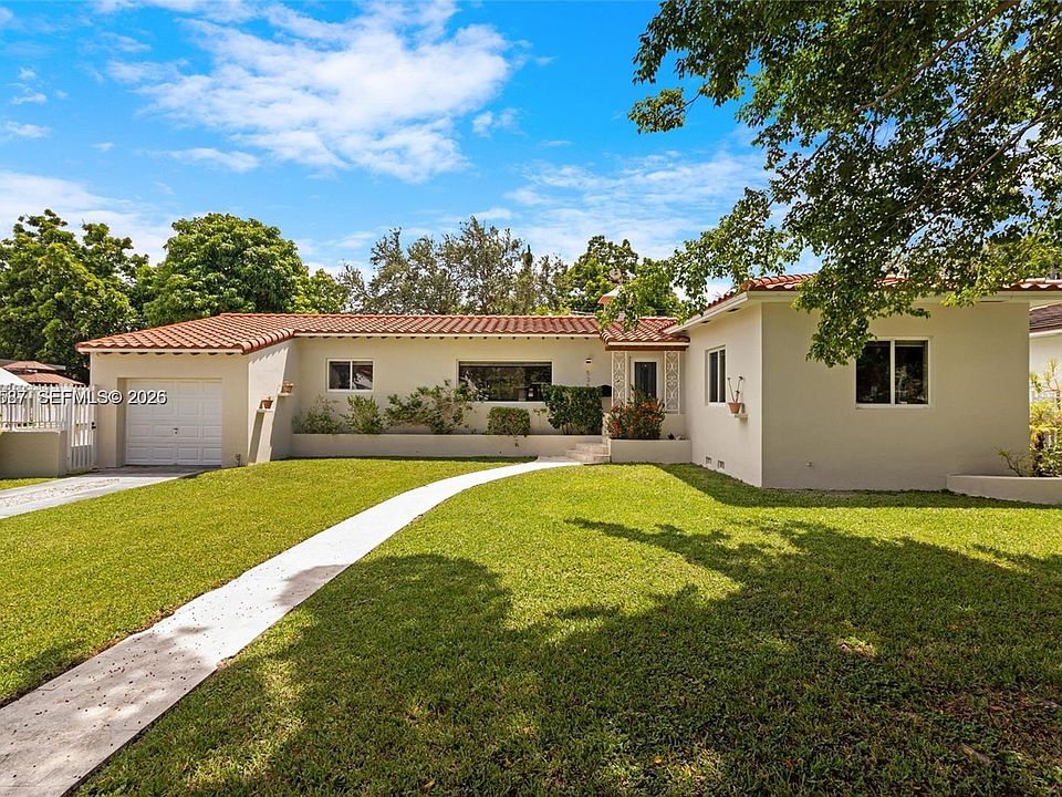 1st image of 530 SW 39th Ave