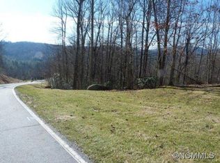 39 Falls Ln #400, Hendersonville, NC 28739