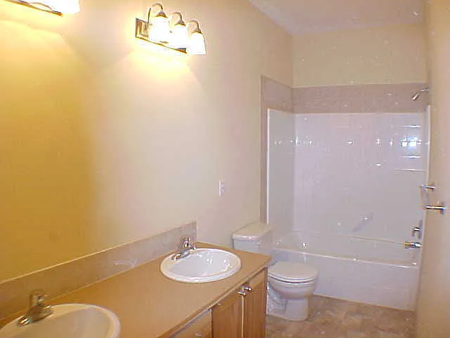 214 E Elcliff Rd — Photo 7