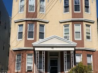 18 Charles St #302, Jersey City, NJ 07307