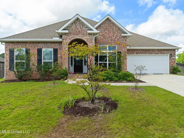 7004 Glen Eagle Dr, Biloxi, MS 39532