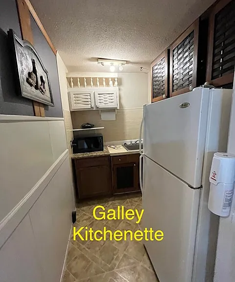 603 Dawn Dr #B — Photo 4
