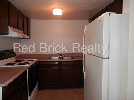 1st image of 2640 N 43rd Ave
