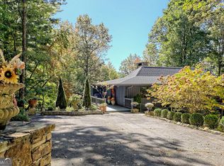 594 Sky High Dr, Sky Valley, GA 30537
