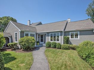 10 Floret Cir, Hingham, MA 02043