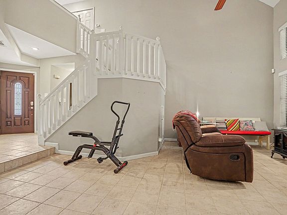 4th image of 406 Santa Fe Trl APT 46