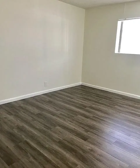 Candlewood Apartments — Photo 18