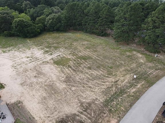 2nd image of Palomino Ct