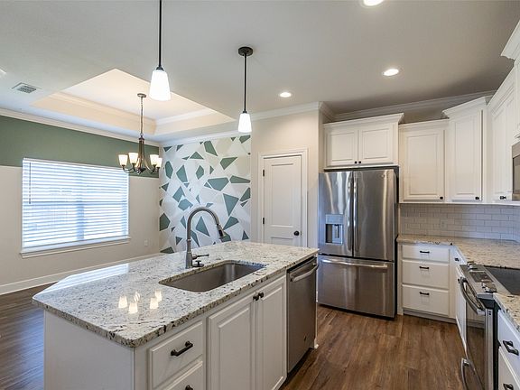5th image of 244 Sophia Ln