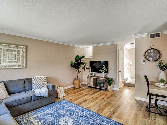 5th image of 6948 Doheny Pl APT B
