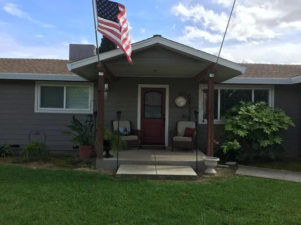 1970 Elmer Ave #B, Yuba City, CA 95993