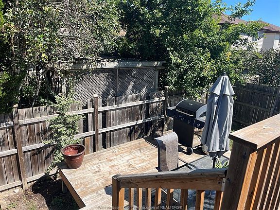 4th image of 8260 Gateside Pl